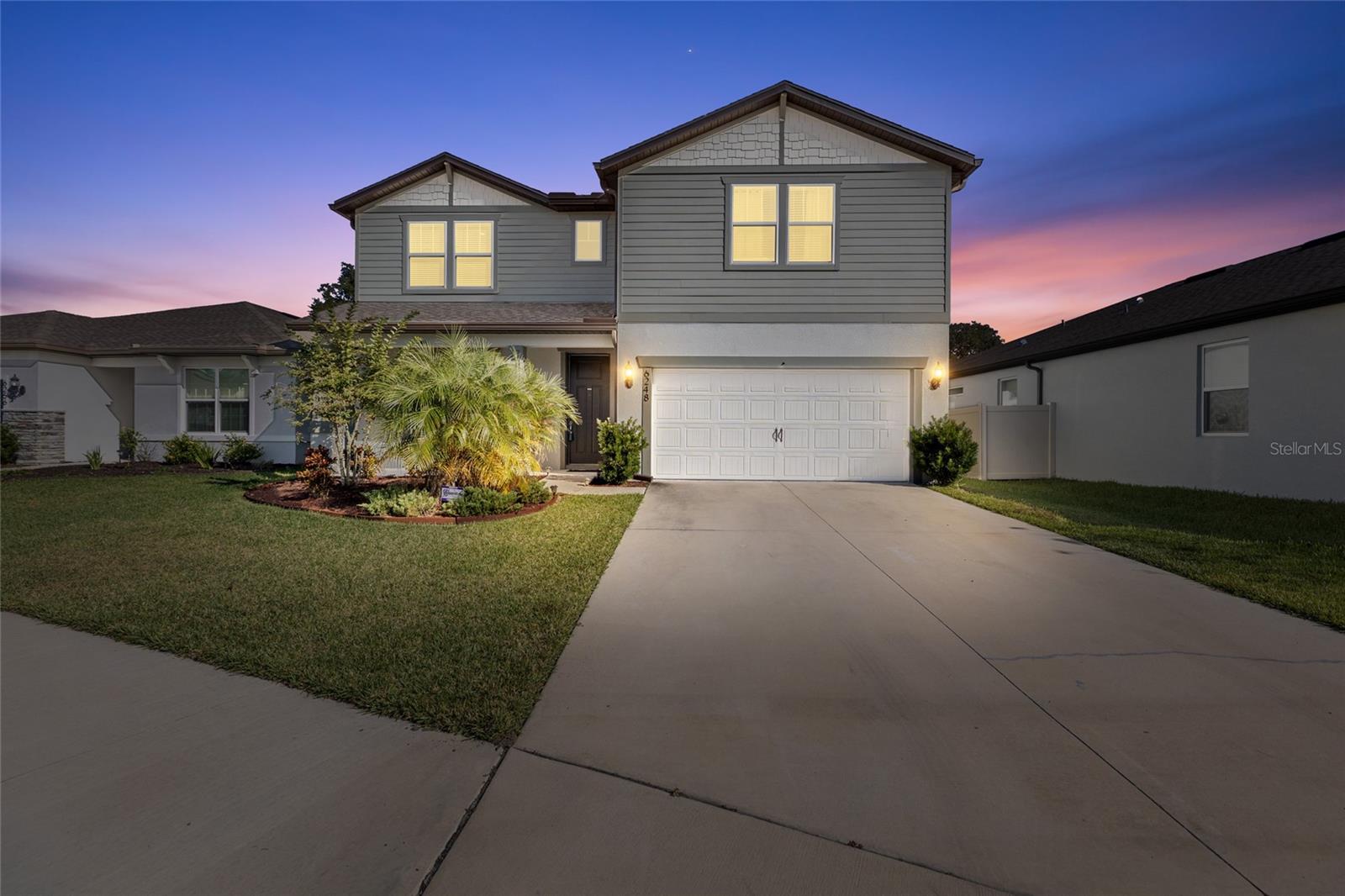 6248 Bradford Woods Dr, Zephyrhills, FL 33542