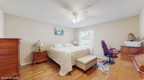 Single Family Residence in THE VILLAGES FL 1102 GOLDEN GROVE DRIVE 12.jpg