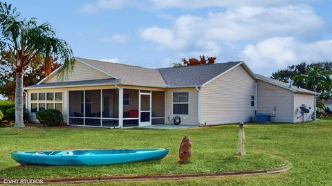 Single Family Residence in THE VILLAGES FL 1102 GOLDEN GROVE DRIVE 20.jpg