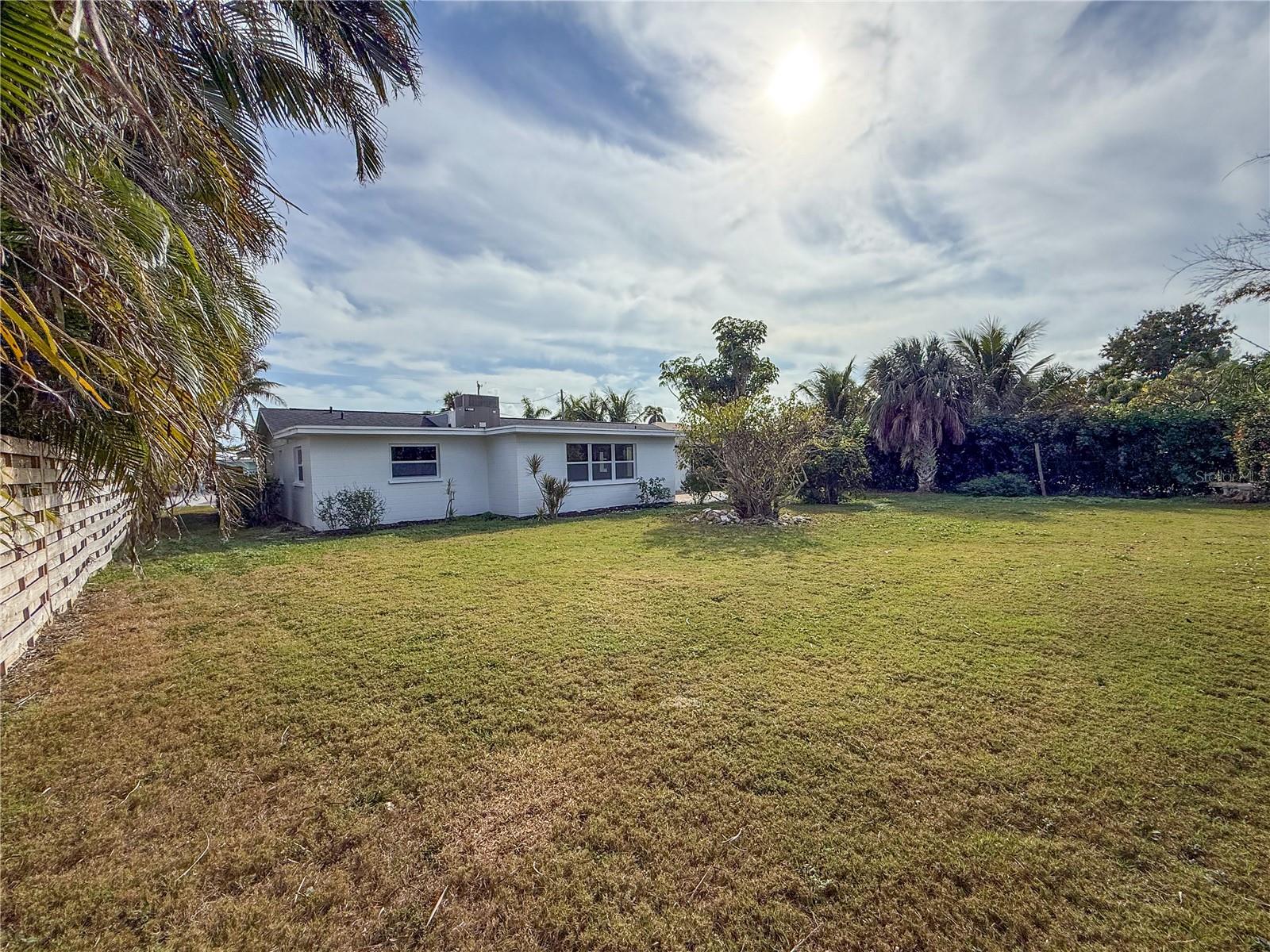 510 69 St, Holmes Beach, FL 34217 photo