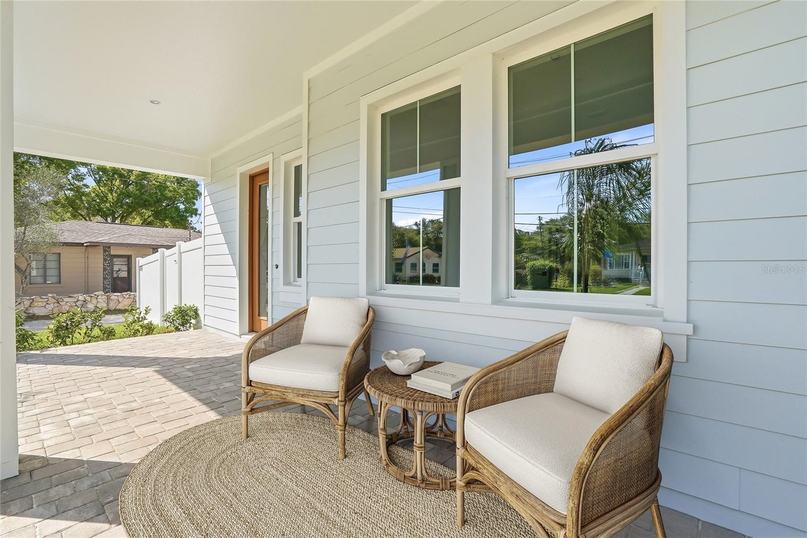 879 53 Ave, Saint Petersburg, FL 33703 photo