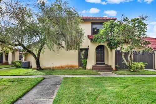 451 Hunter Cir, Kissimmee, FL 34758