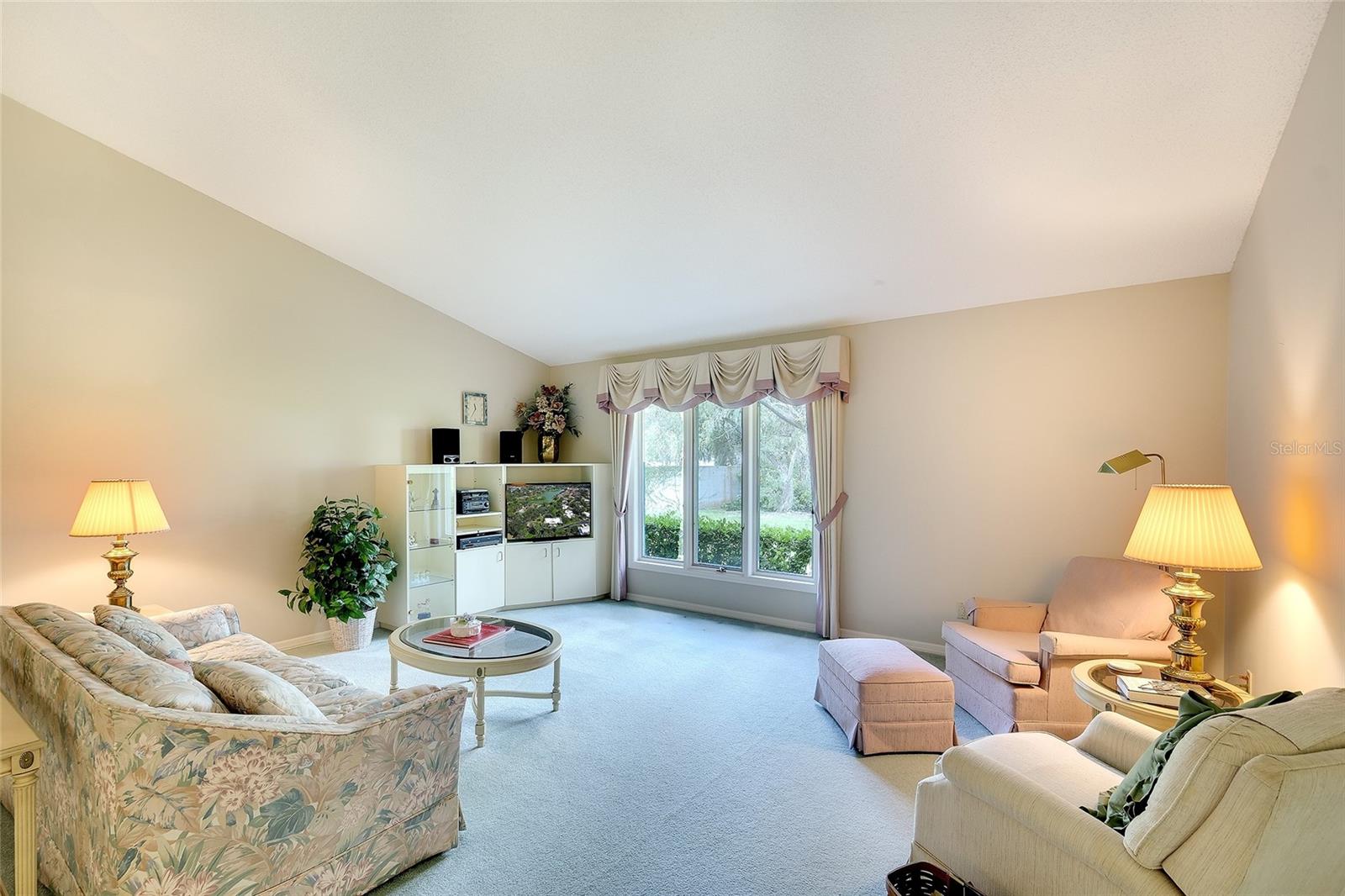 3825 Wilshire Cir #1, Sarasota, FL 34238 photo