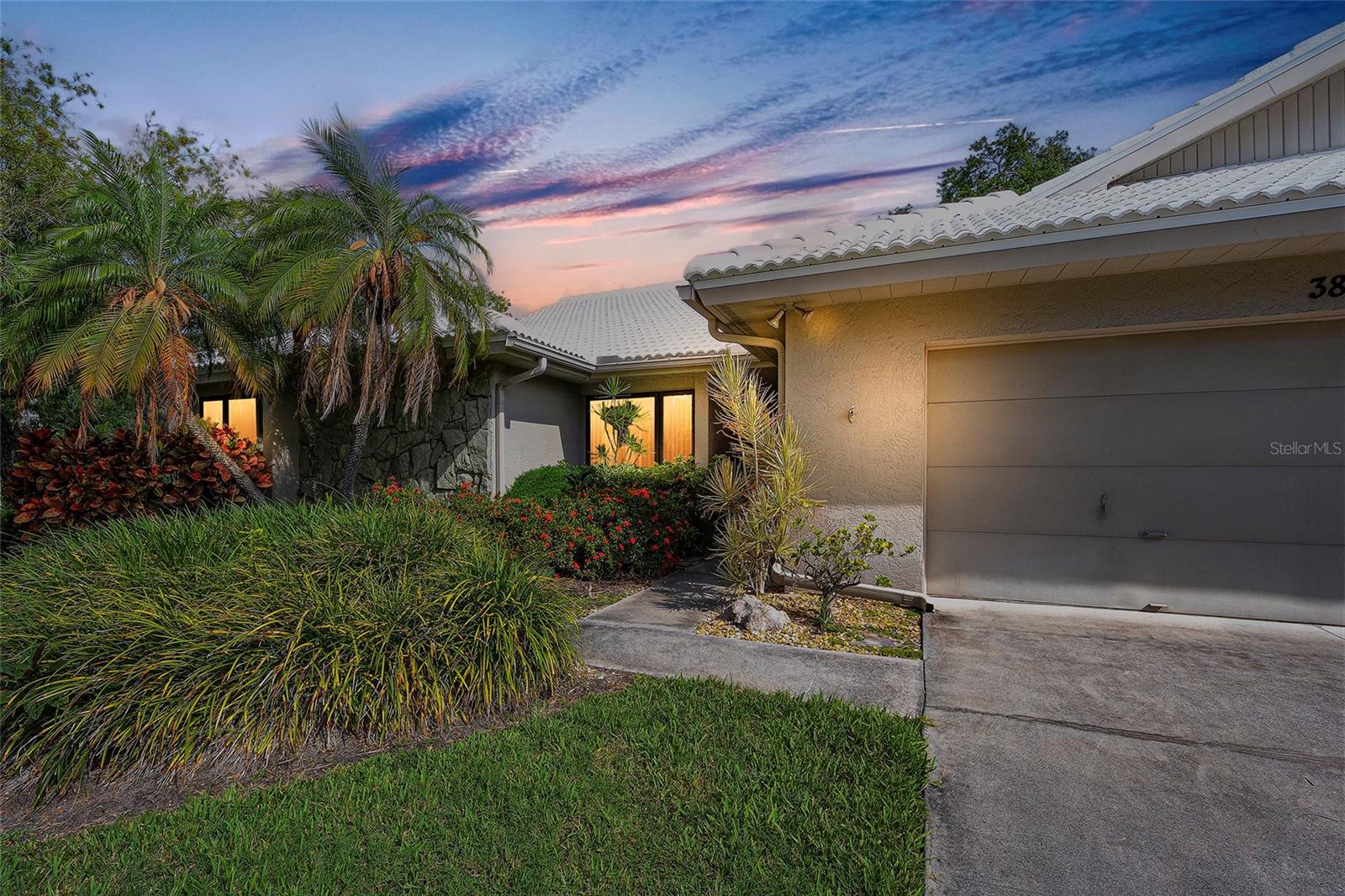 3825 Wilshire Cir #1, Sarasota, FL 34238 photo