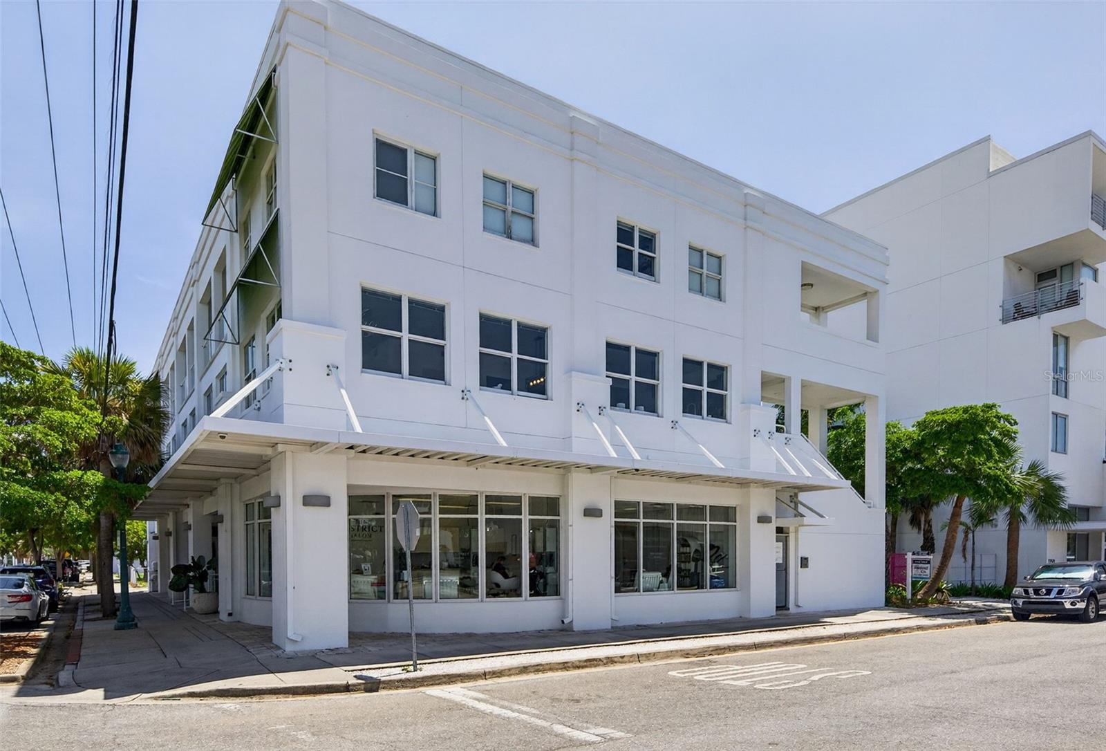 433 Central Ave, Sarasota, FL 34236 photo