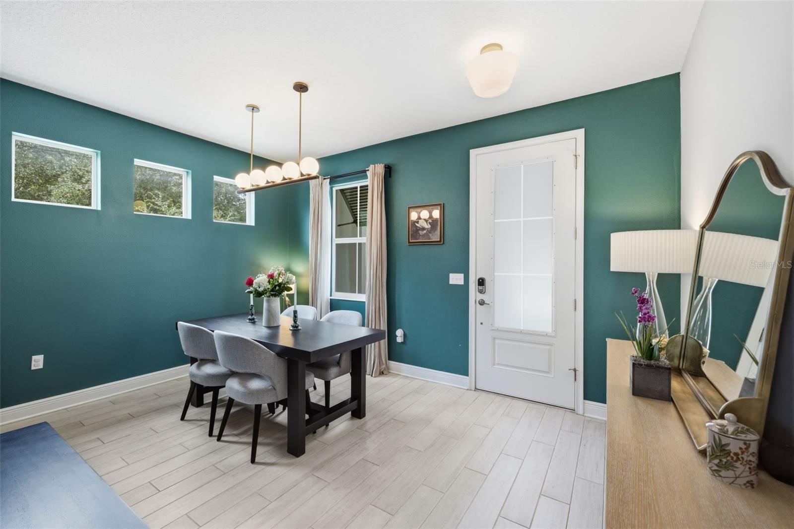 2422 W Carmen St, Tampa, FL 33609 photo