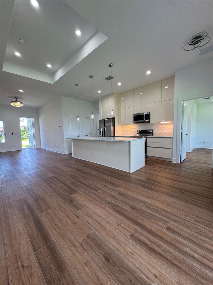 275 Antis Dr, Rotonda West, FL 33947 photo