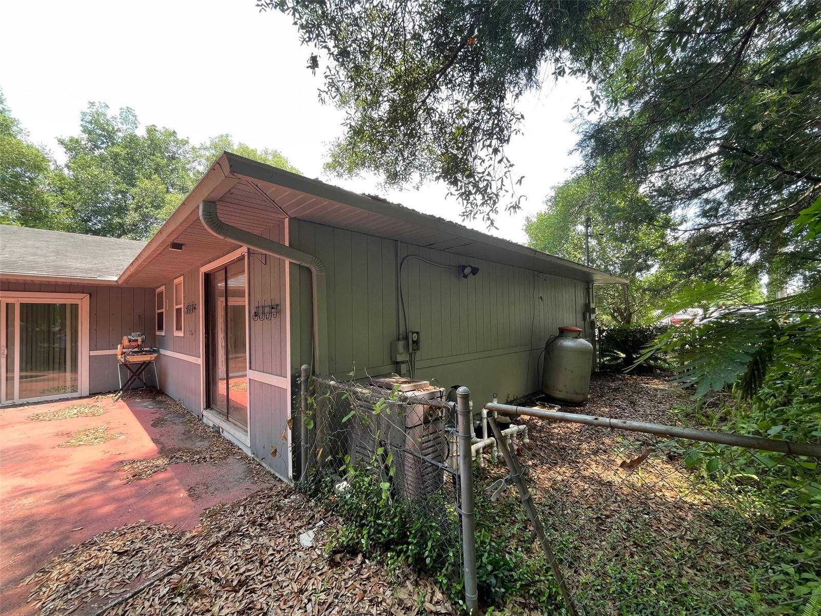 Single Family Residence in KEYSTONE HEIGHTS FL 395 SW GROVE STREET 27.jpg