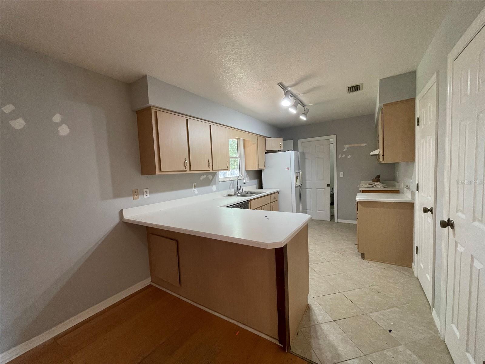 Single Family Residence in KEYSTONE HEIGHTS FL 395 SW GROVE STREET 17.jpg