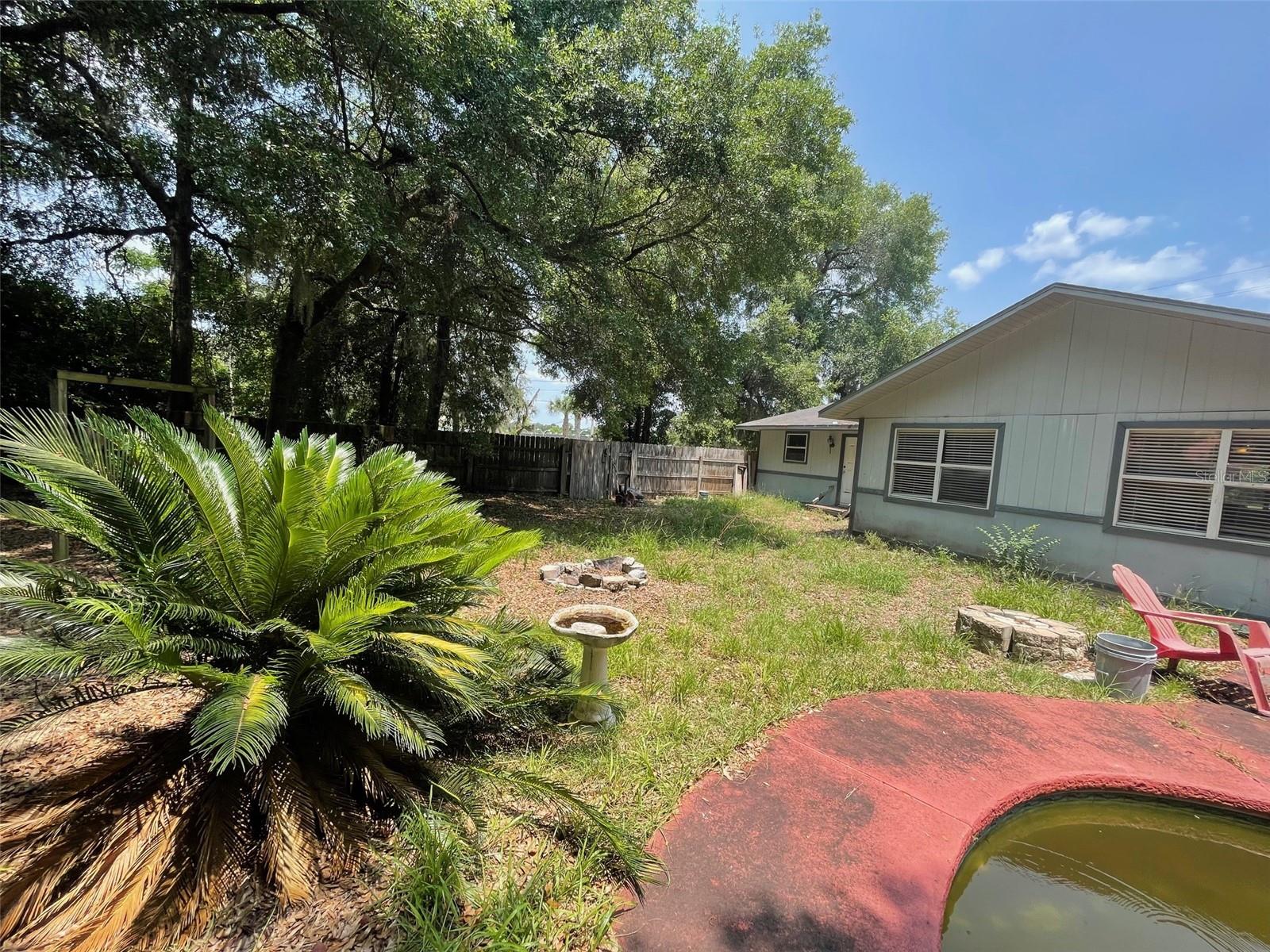 Single Family Residence in KEYSTONE HEIGHTS FL 395 SW GROVE STREET 26.jpg