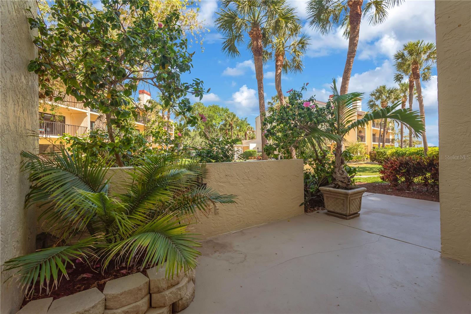 7520 Sunshine Skyway Ln #P 5, Saint Petersburg, FL 33711 photo