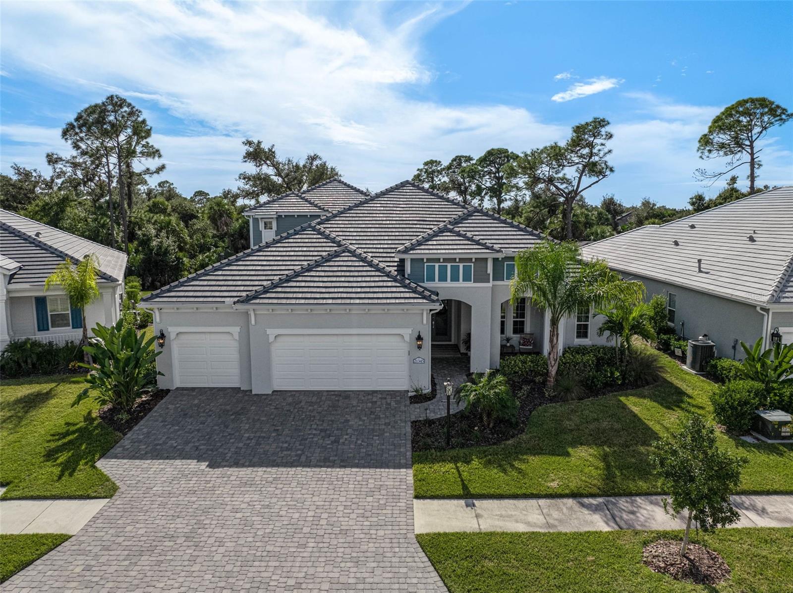 21345 Holmes Cir, Venice, FL 34293