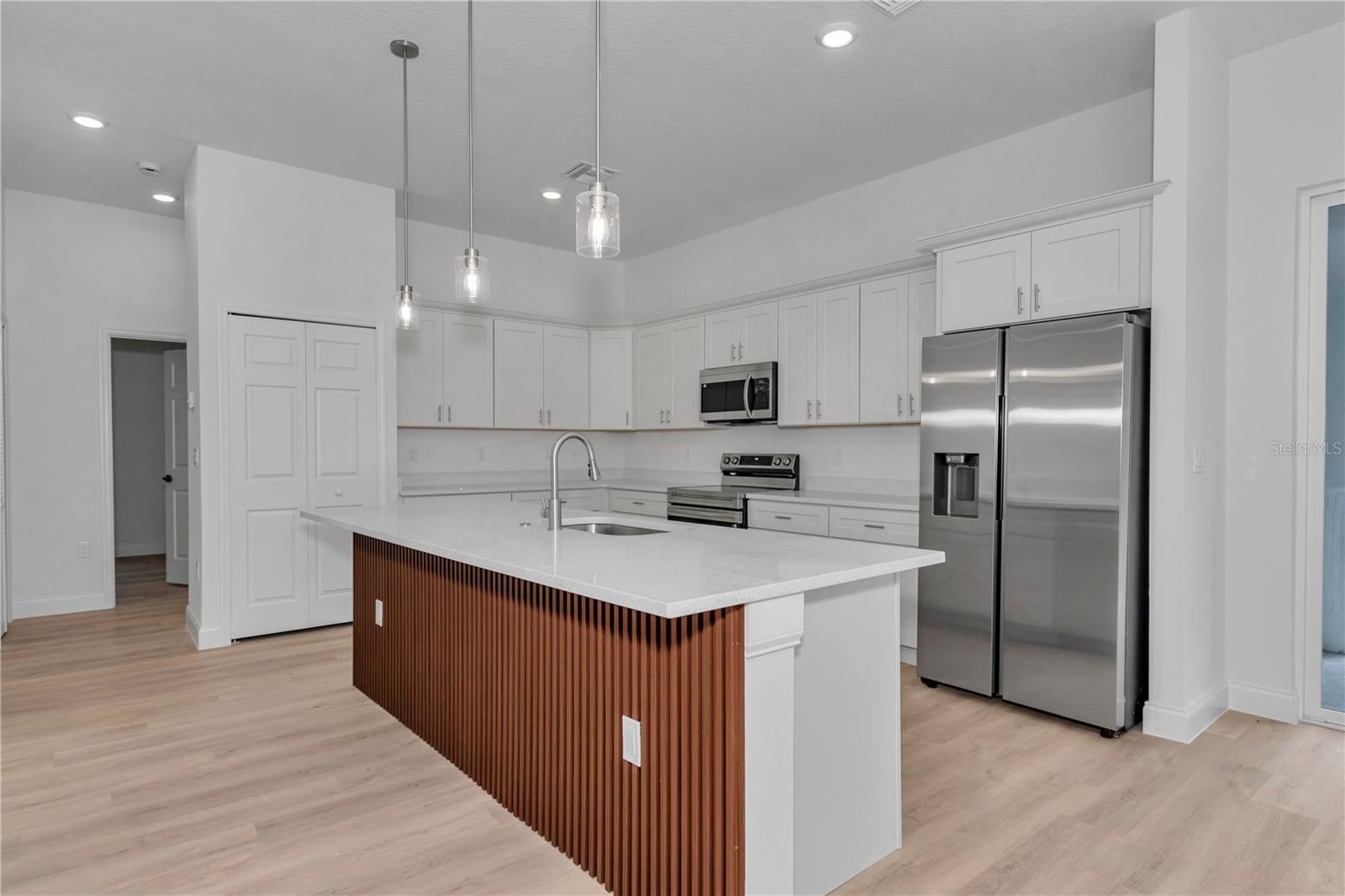 7243 N Embassy Terrace, Citrus Springs, FL 34434 photo