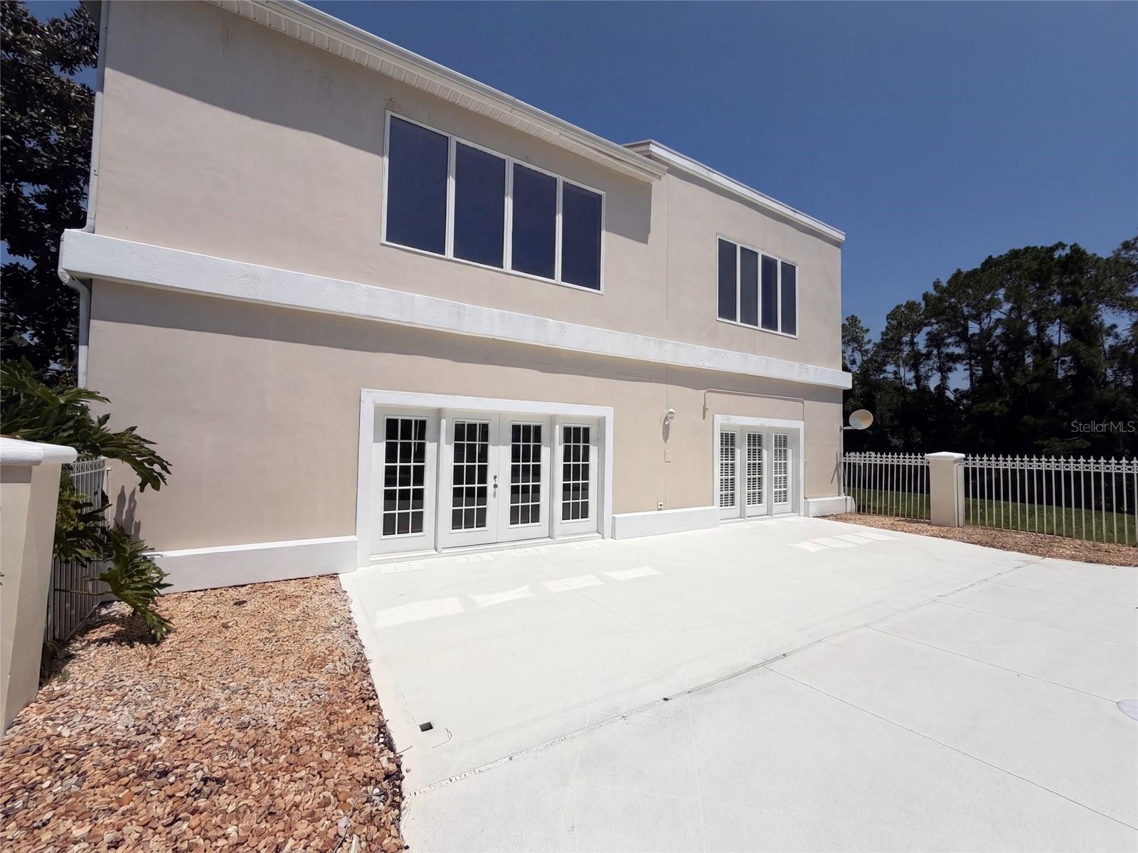 24 Bay Pointe Dr, Ormond Beach, FL 32174 photo