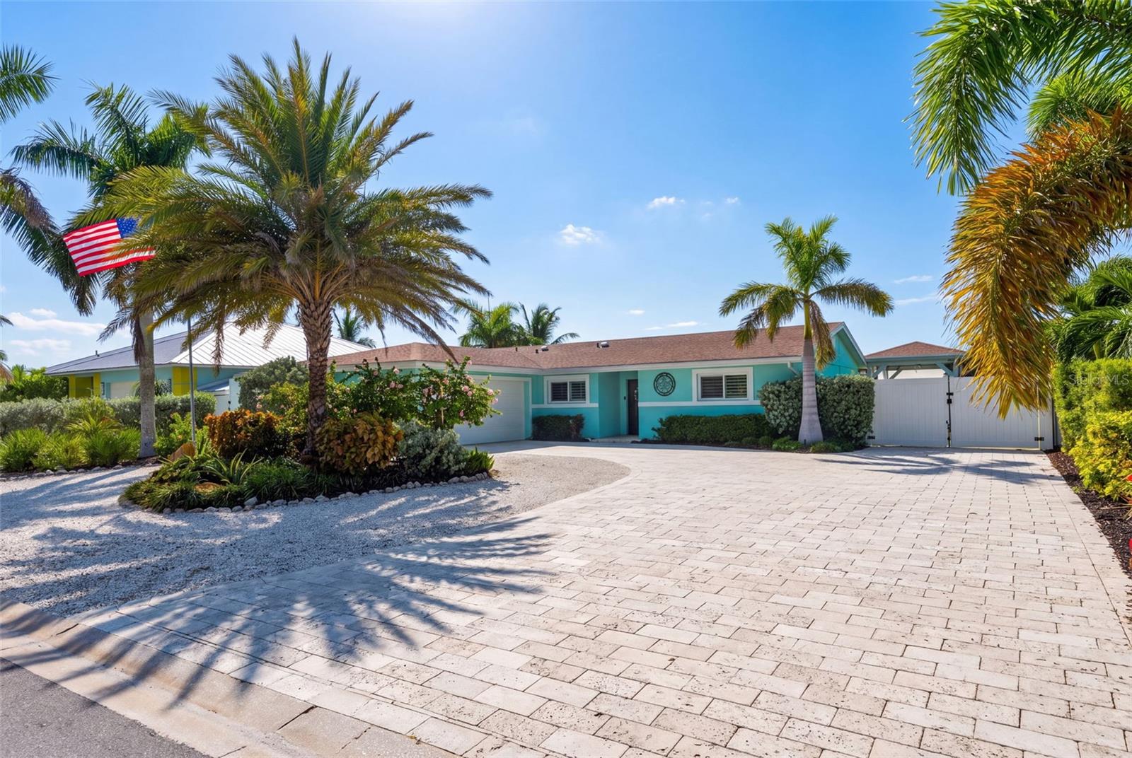 3708 Royal Palm Dr, Bradenton, FL 34210 photo