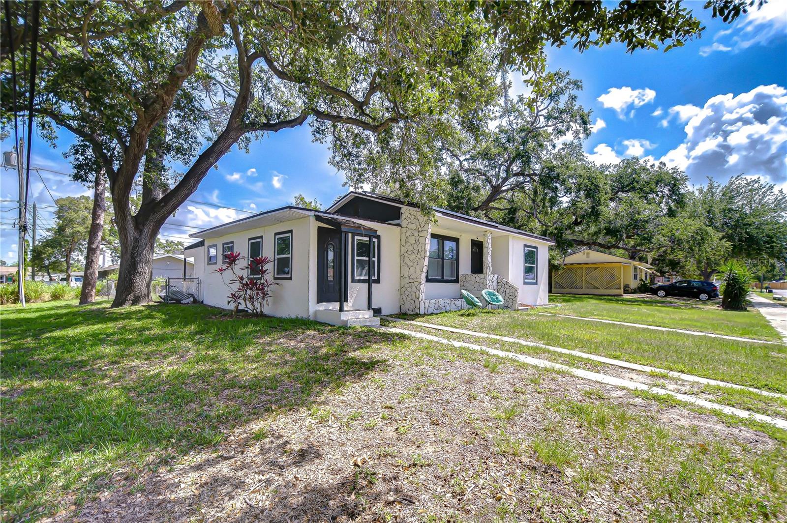 5325 8 Ave, Gulfport, FL 33707