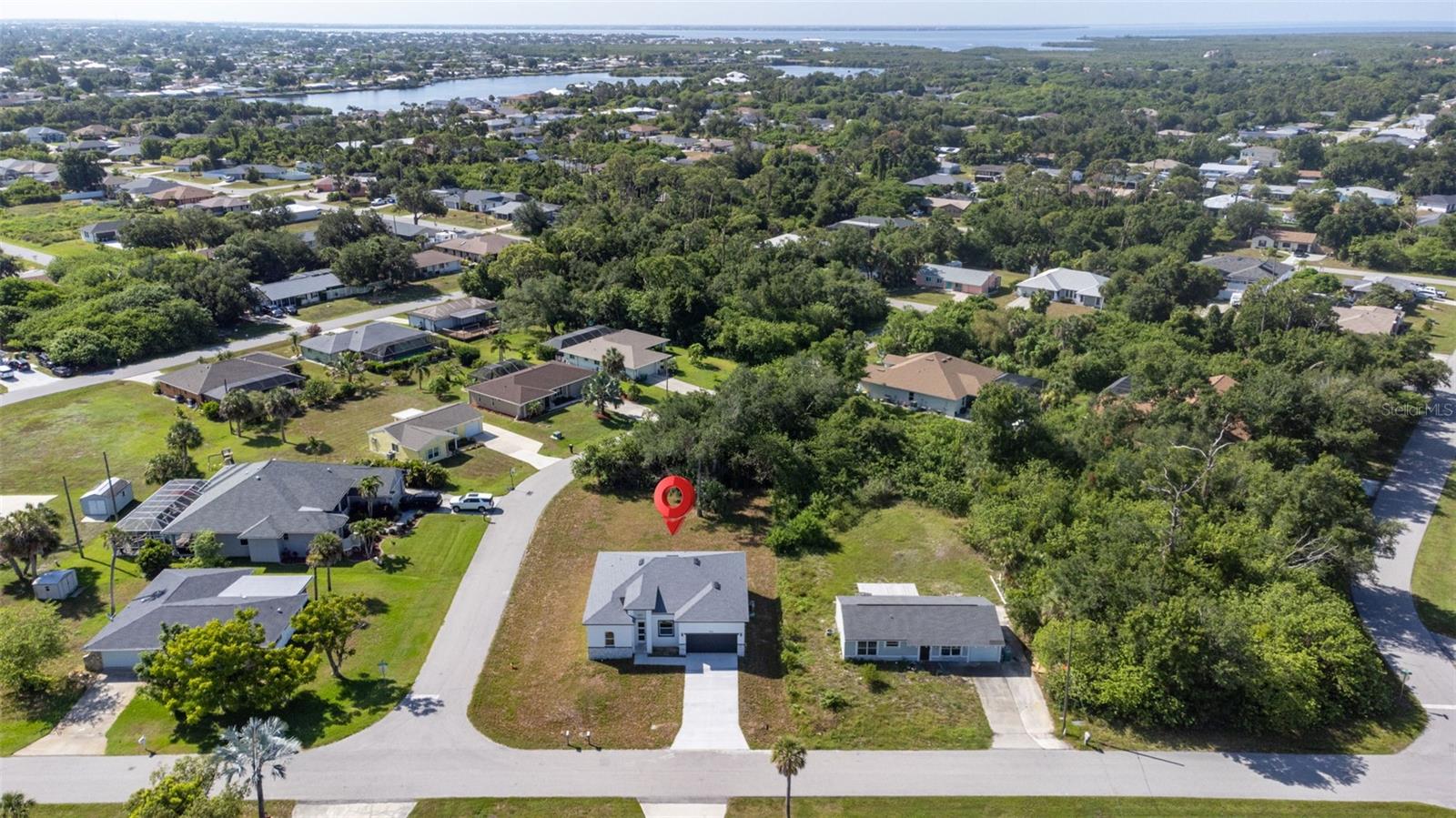 543 Chamber St, Port Charlotte, FL 33948 photo