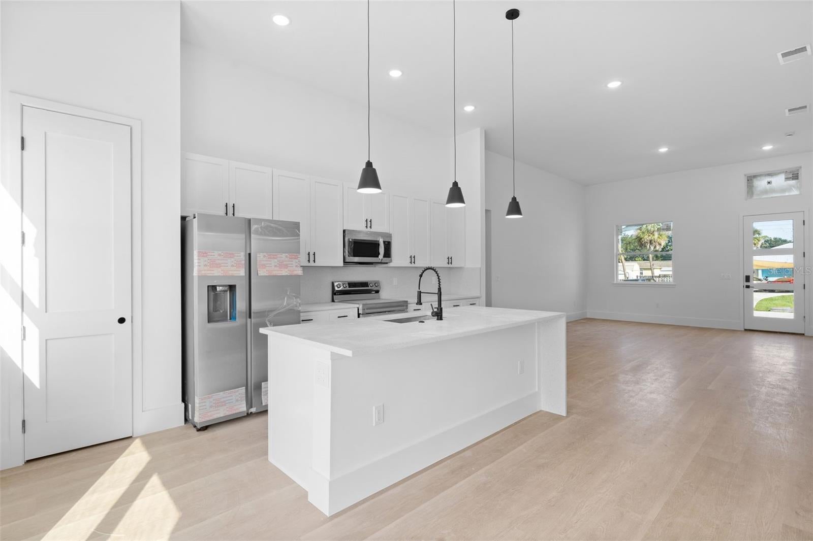 543 Chamber St, Port Charlotte, FL 33948 photo