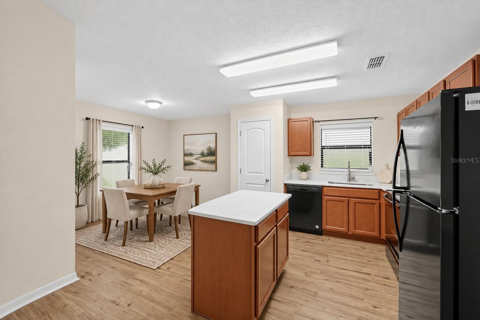 2659 Rotherham Rd, Tavares, FL 32778 photo