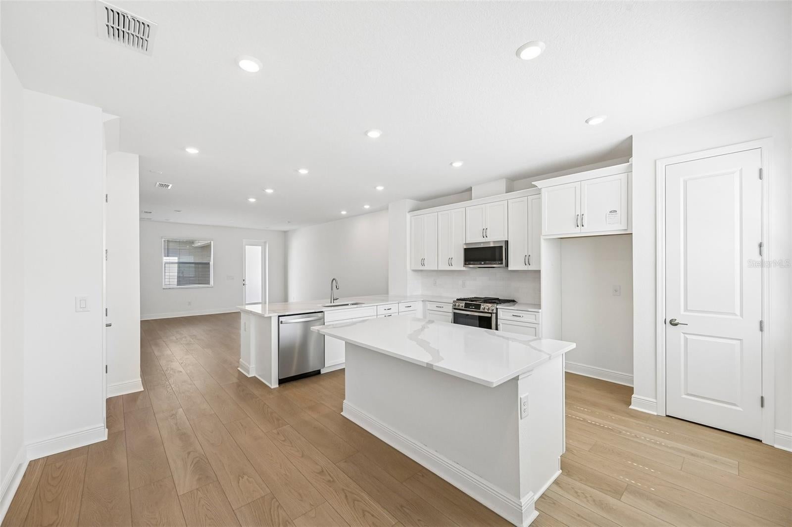 4458 Sunset Garden St, Bradenton, FL 34210 photo