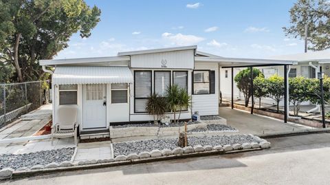 Manufactured Home in ZEPHYRHILLS FL 39334 MAHER DRIVE.jpg