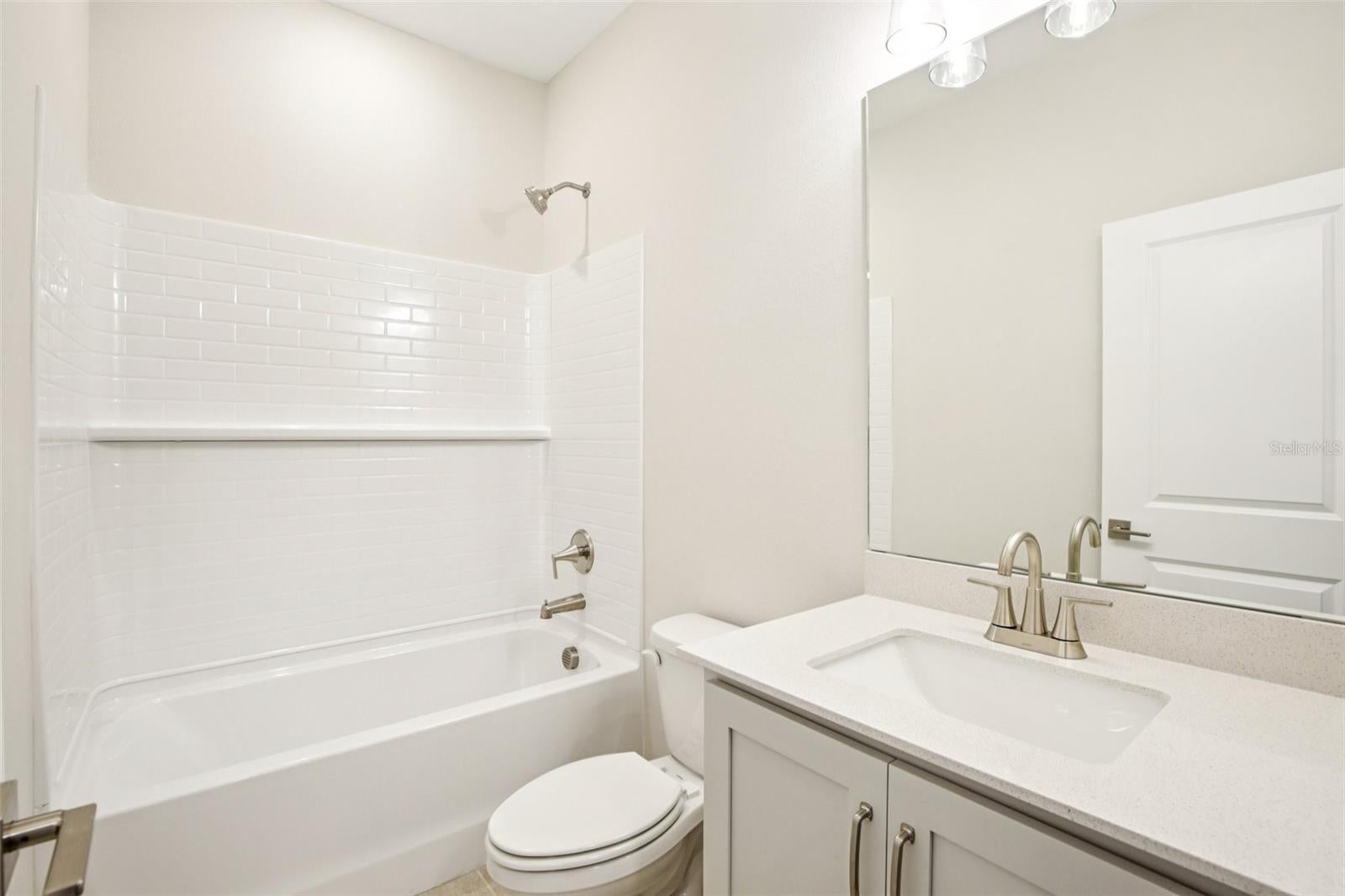 5911 Fresh Flora Dr, Wimauma, FL 33598 photo