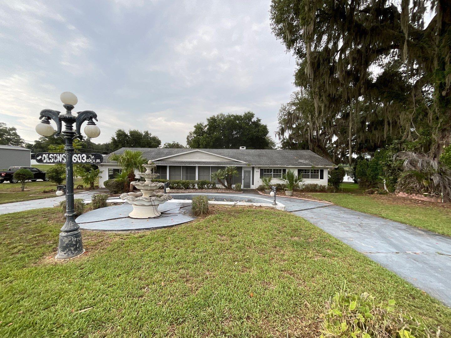 603 Ocala St, Umatilla, FL 32784
