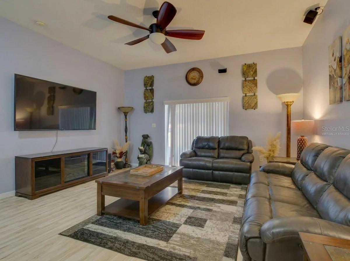 1804 Lake Villa Dr, Tavares, FL 32778 photo