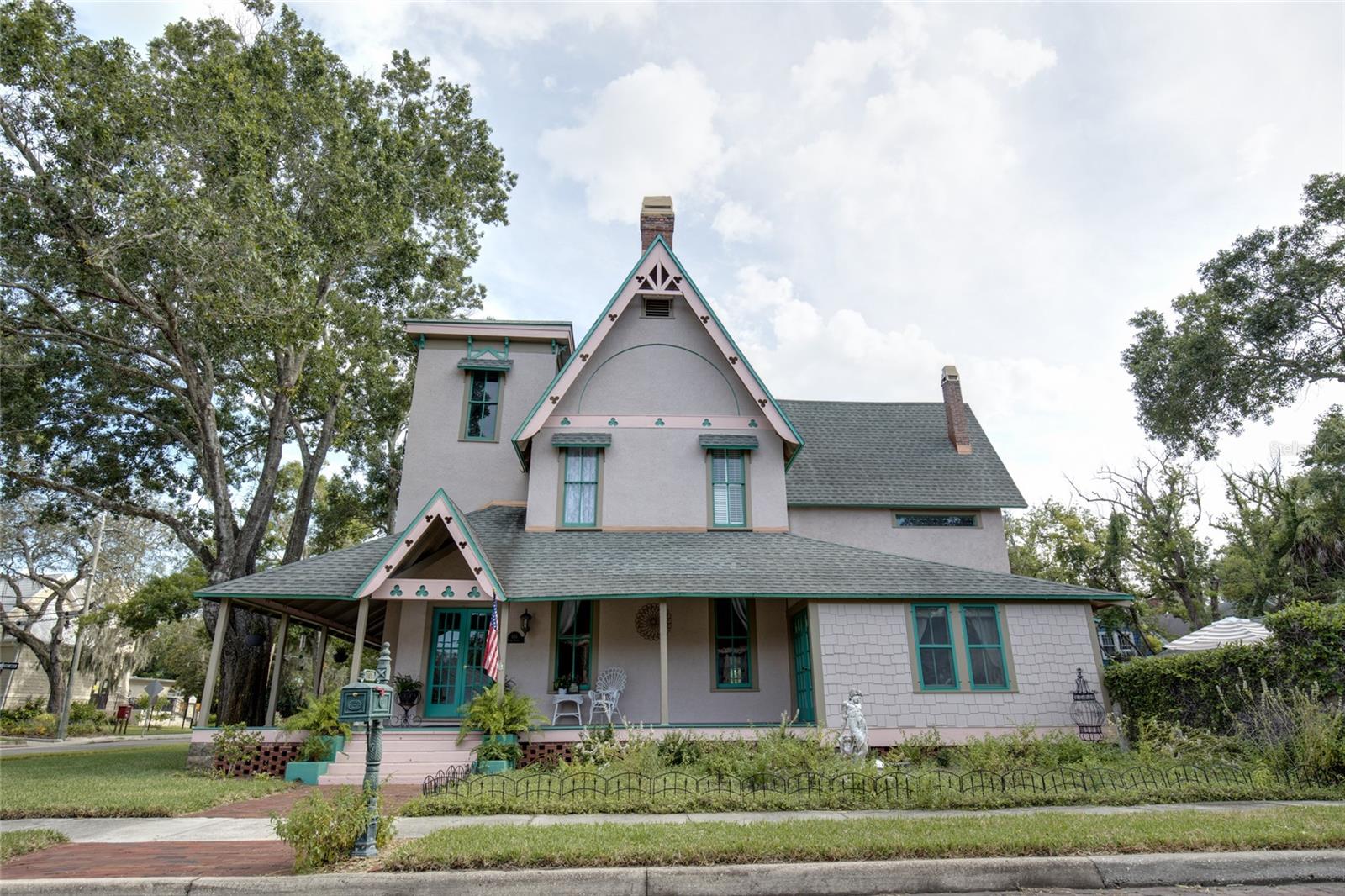 101 Read St, Tarpon Springs, FL 34689 photo