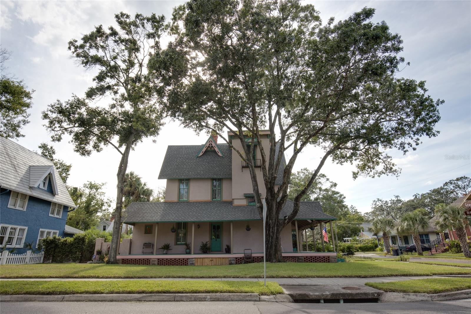 101 Read St, Tarpon Springs, FL 34689 photo