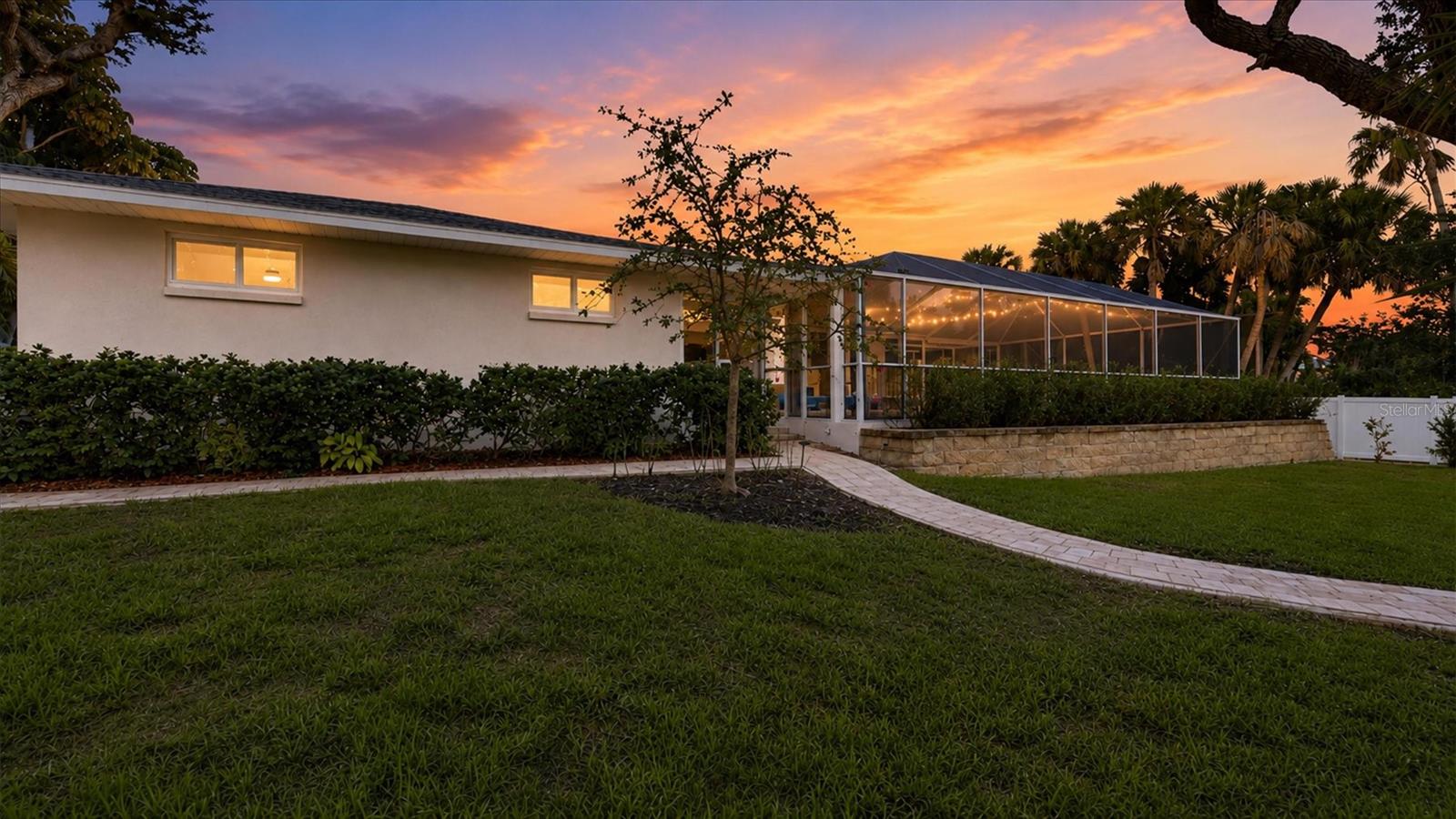 5333 Siesta Ct, Sarasota, FL 34242 photo