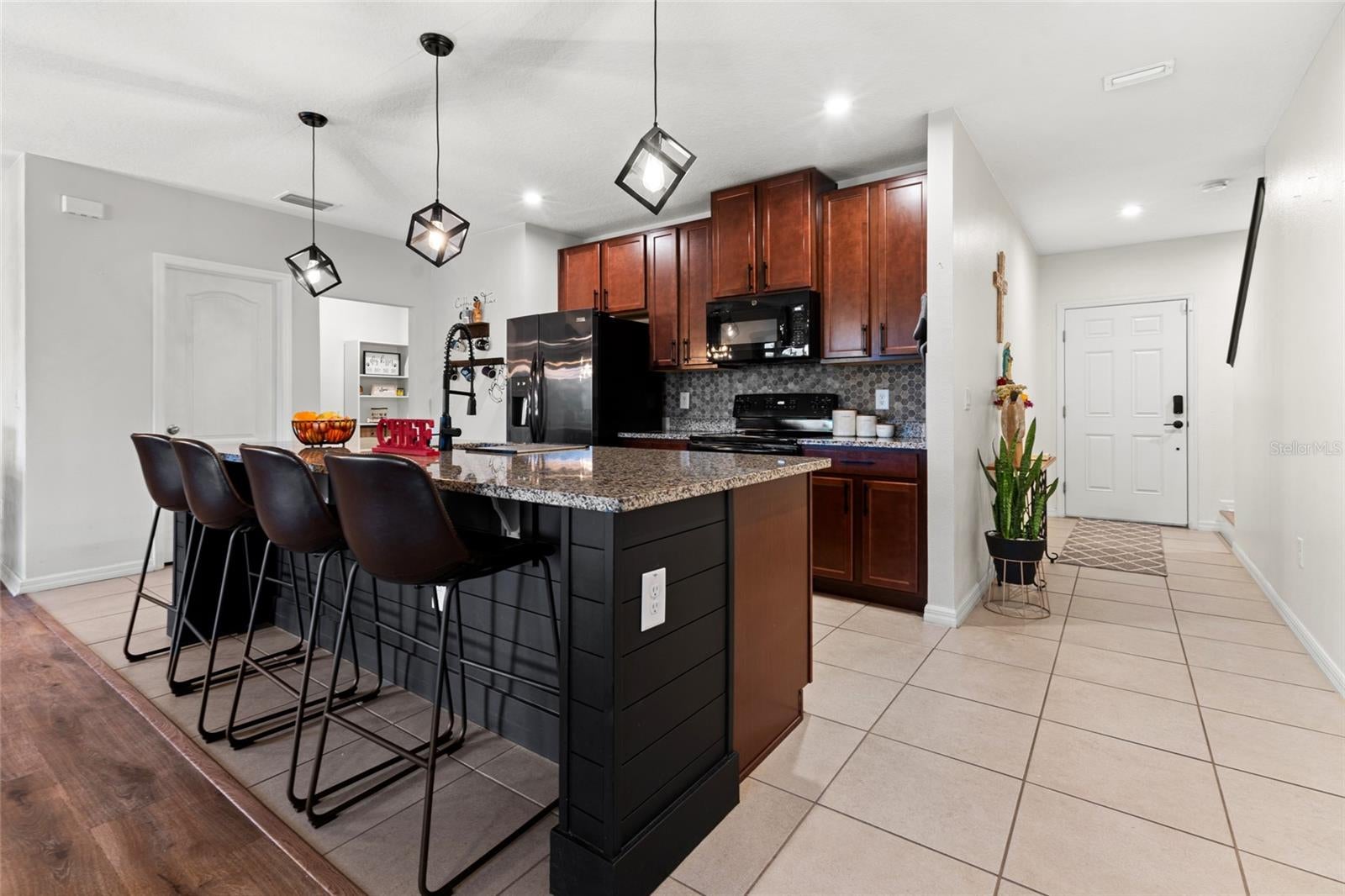 10480 Hawks Landing Dr, Land O Lakes, FL 34638 photo