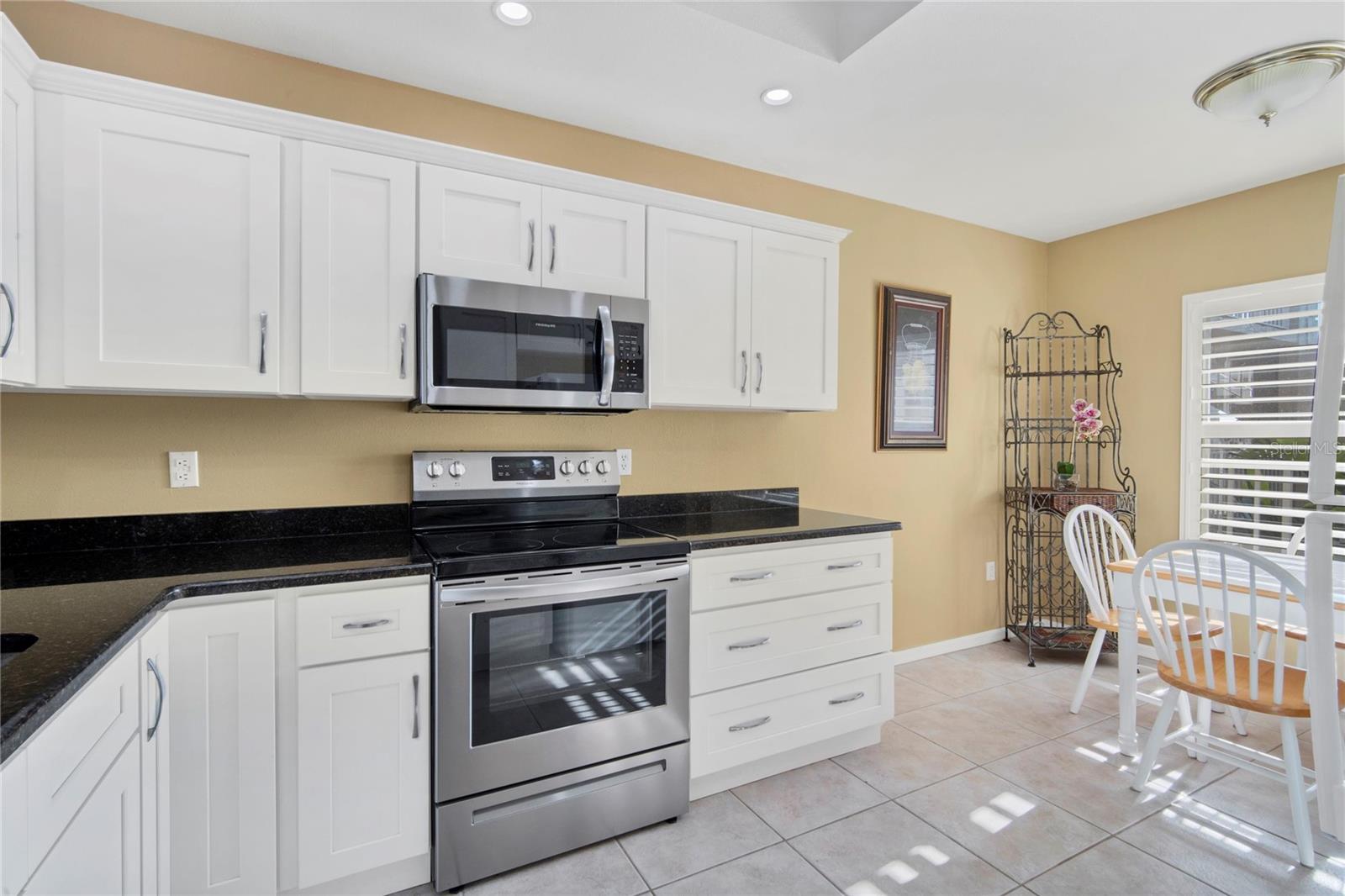 9610 Club South Cir #4207, Sarasota, FL 34238 photo