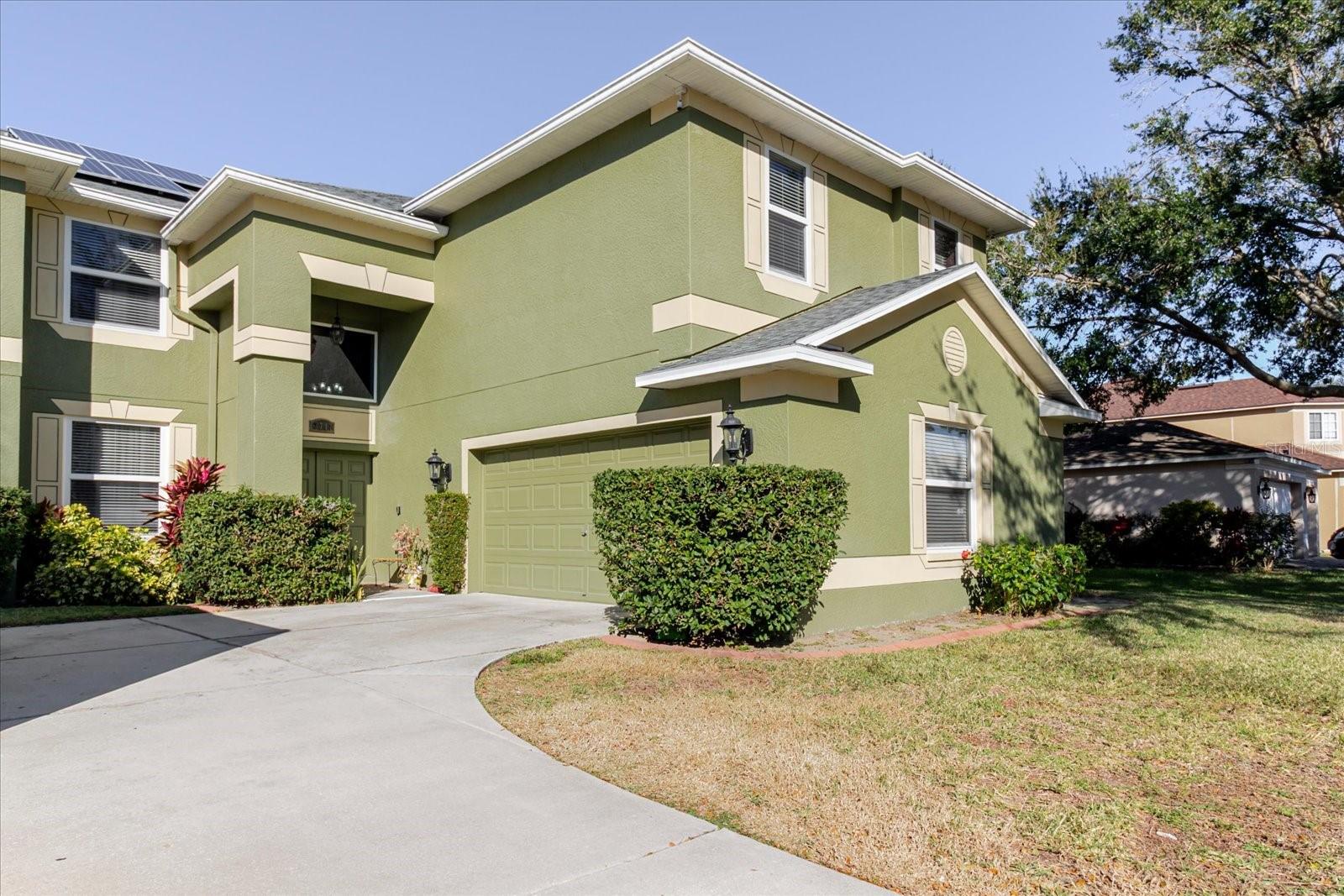 2717 Avon River Dr, Valrico, FL 33596 photo