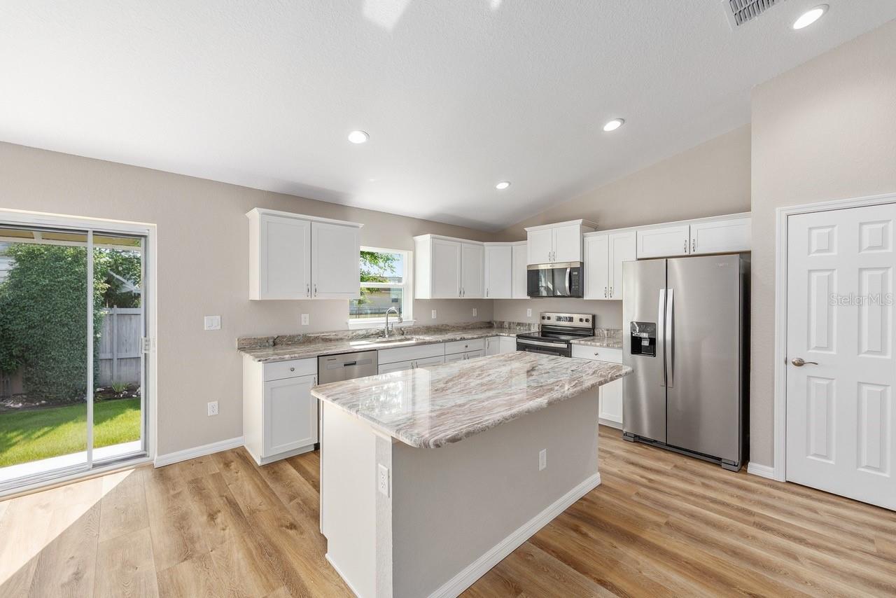 14362 SW 30 Pl, Ocala, FL 34481 photo