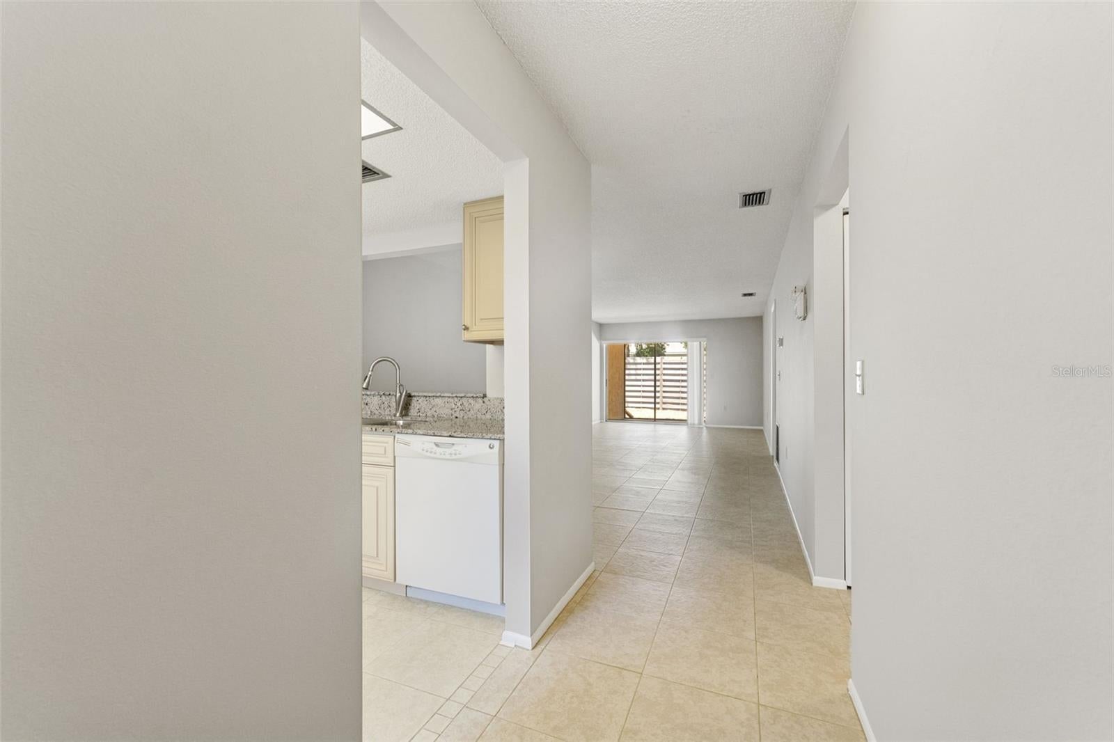 2640 Woodgate Ln #F 6, Sarasota, FL 34231 photo