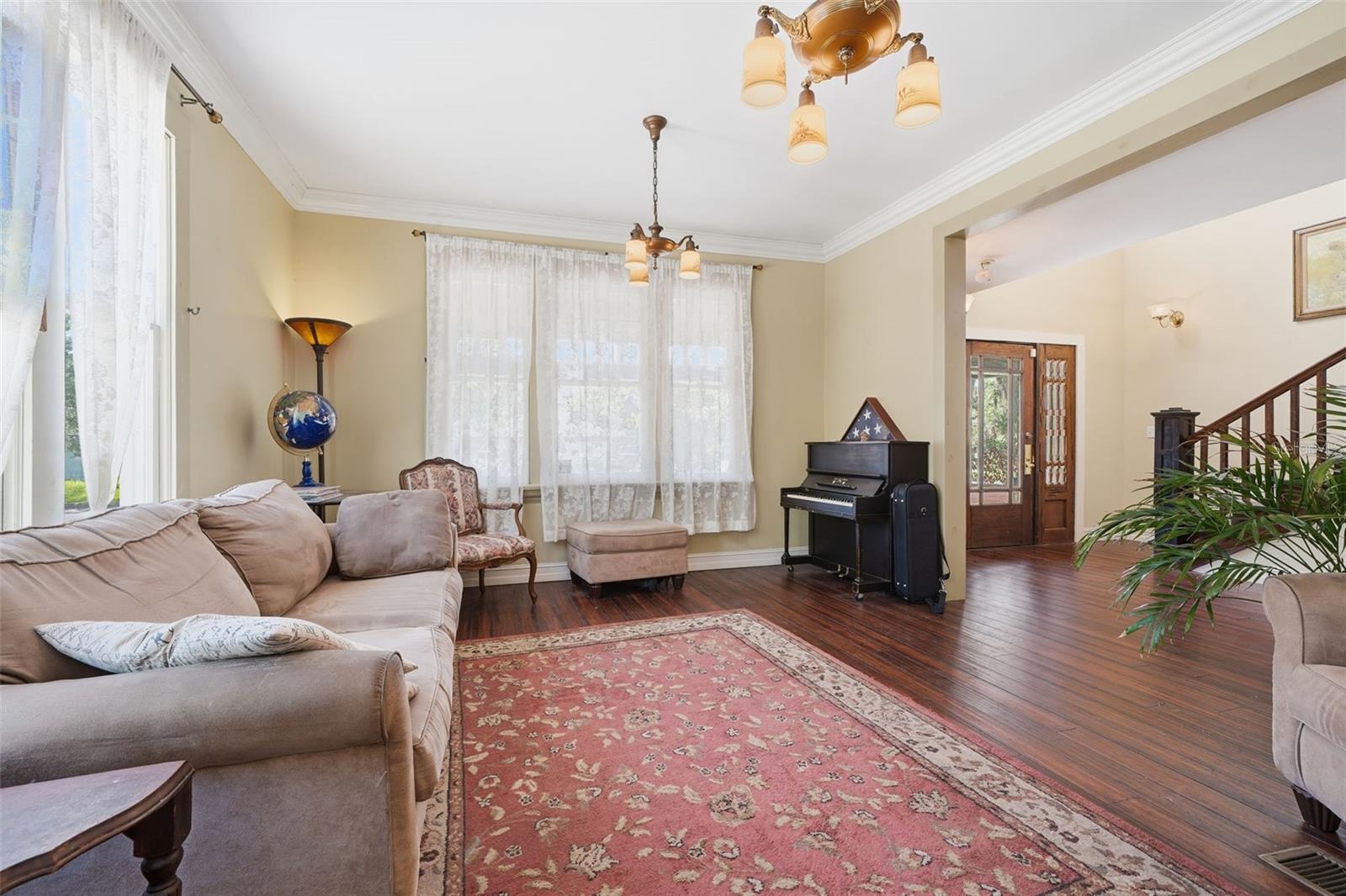 812 Sanford Ave, Sanford, FL 32771 photo