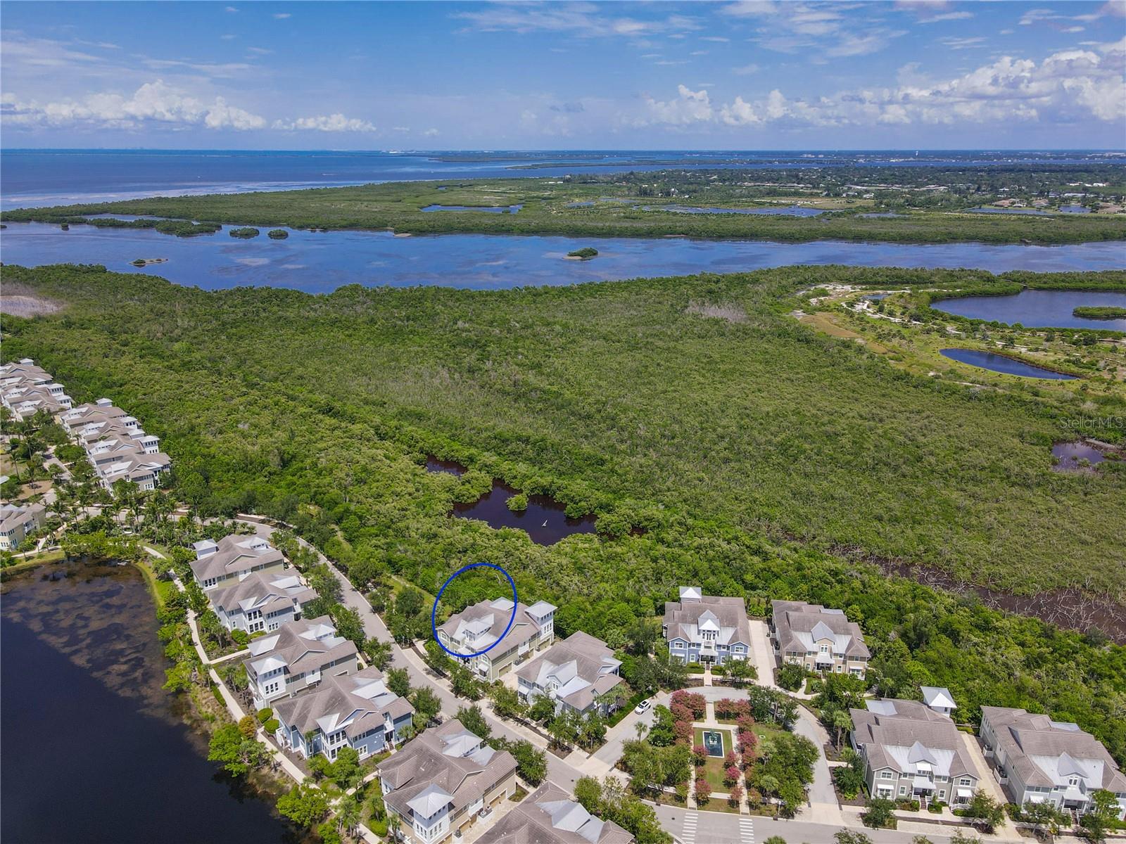 311 Sapphire Lake Dr #202, Bradenton, FL 34209 photo