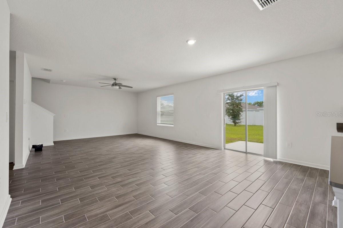 3096 Blue Bonnet Ln, Osteen, FL 32764 photo