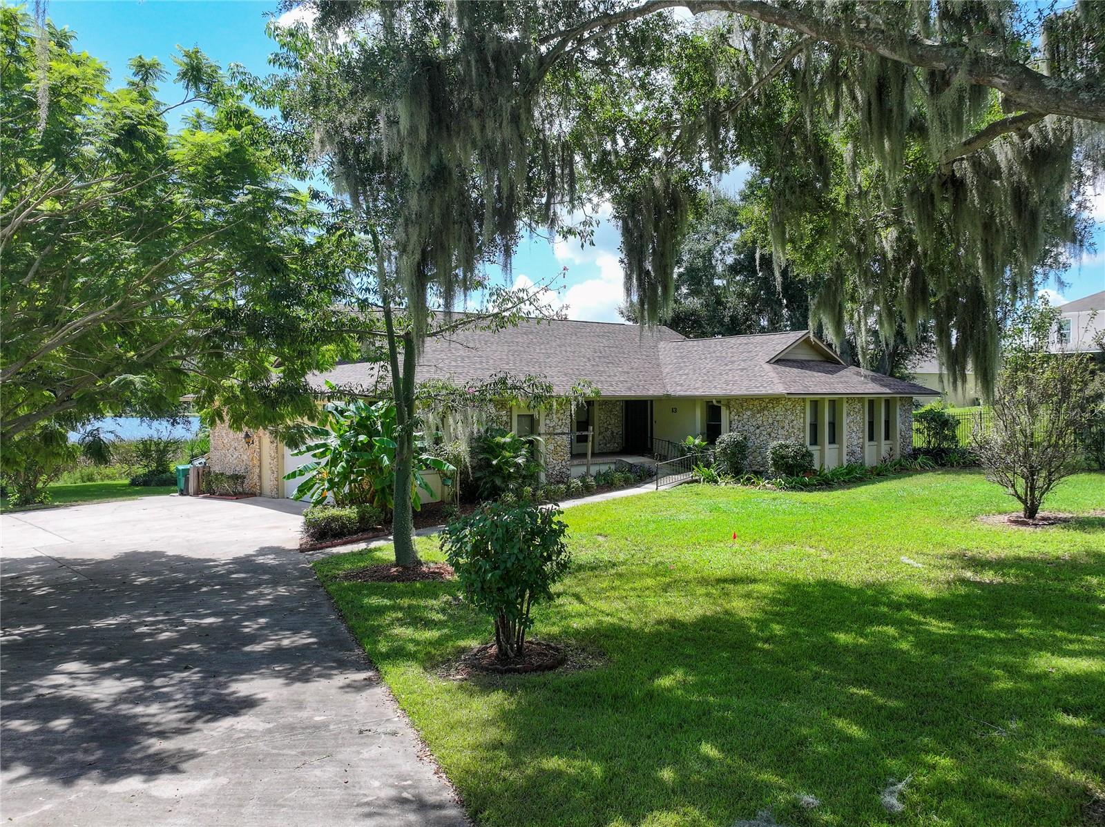 13 Hermosa Dr, Eustis, FL 32726 photo