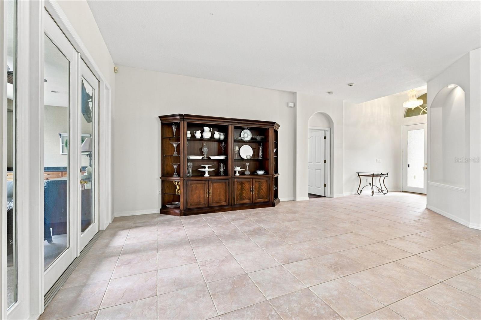 2103 Boot Lake Cir, Tampa, FL 33612 photo