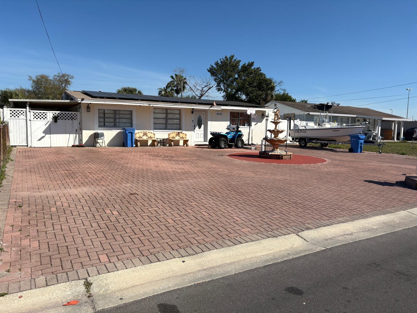 6005 Clifton St, Tampa, FL 33634