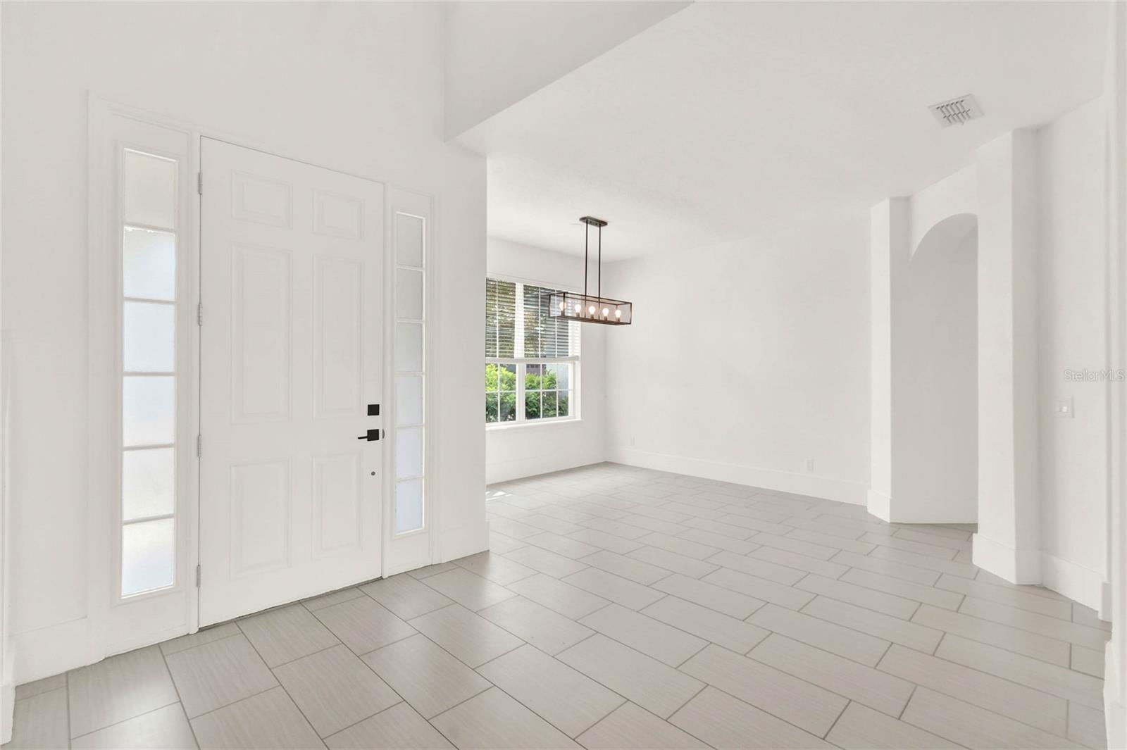 23503 Valderama Ln, Sorrento, FL 32776 photo
