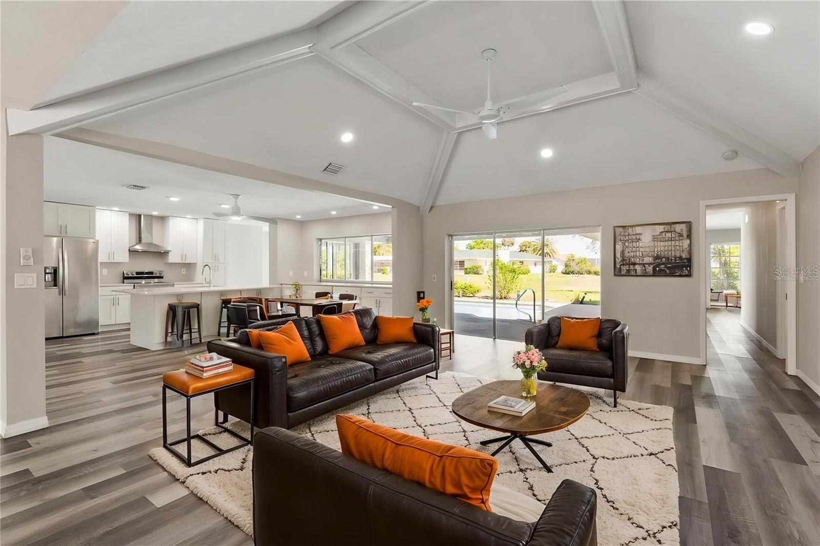 1009 Kings Ct, Venice, FL 34293 photo