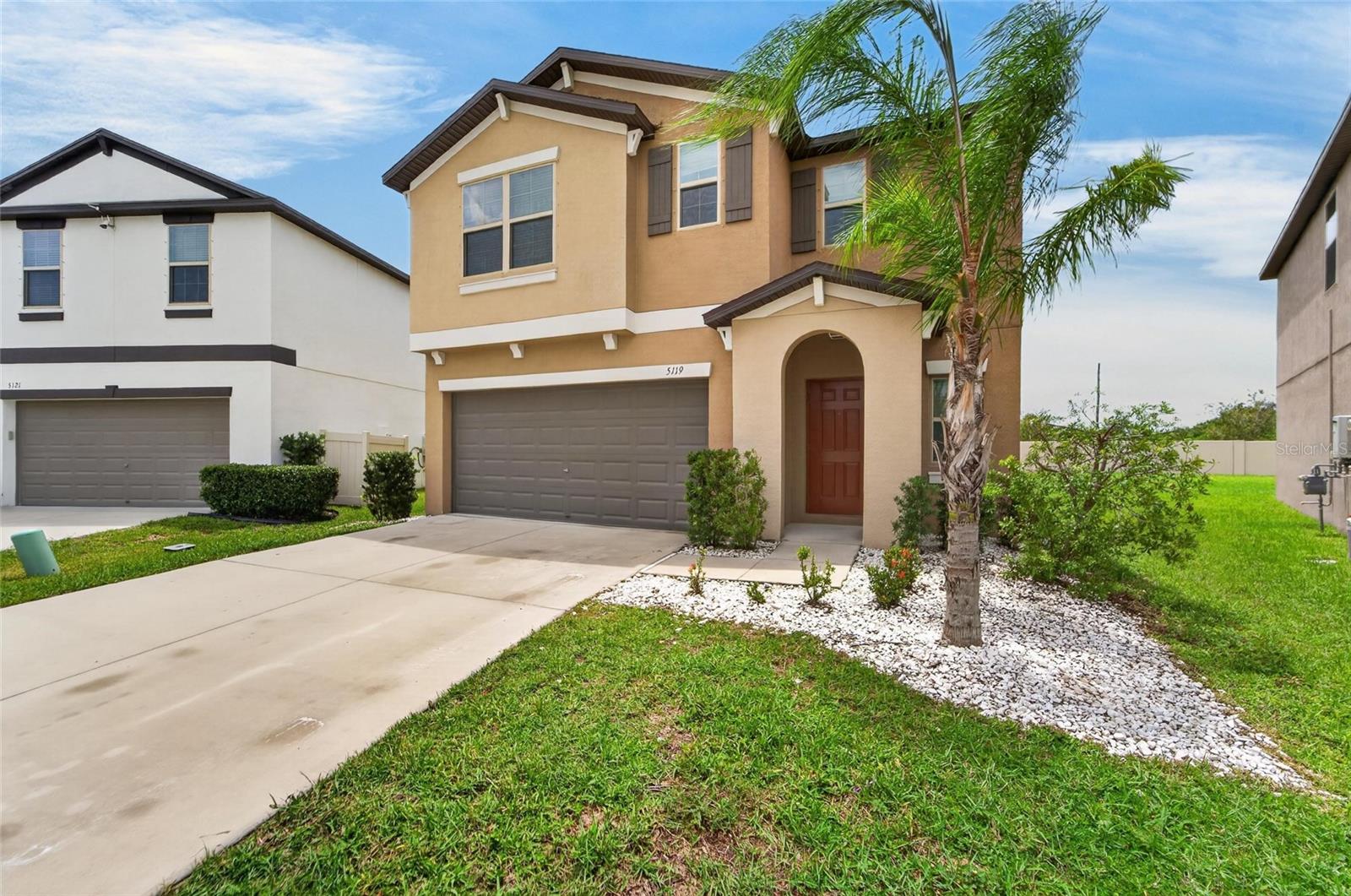 5119 White Chicory Dr, Apollo Beach, FL 33572 photo