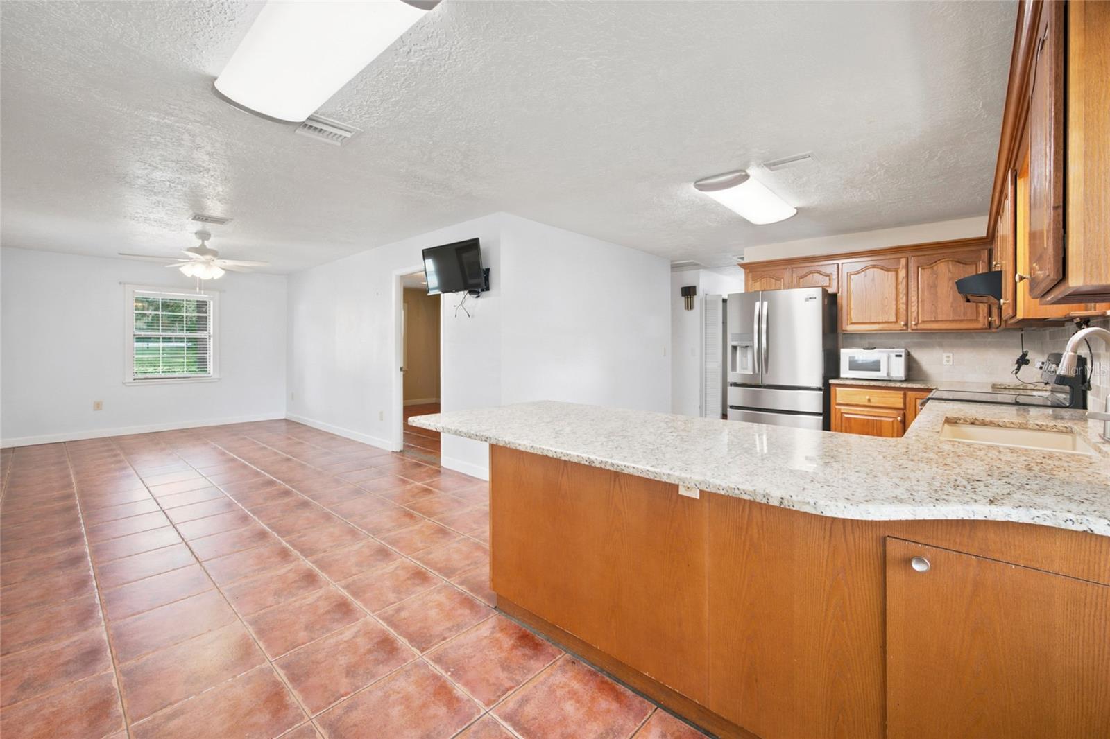 2460 SE 150 St, Summerfield, FL 34491 photo