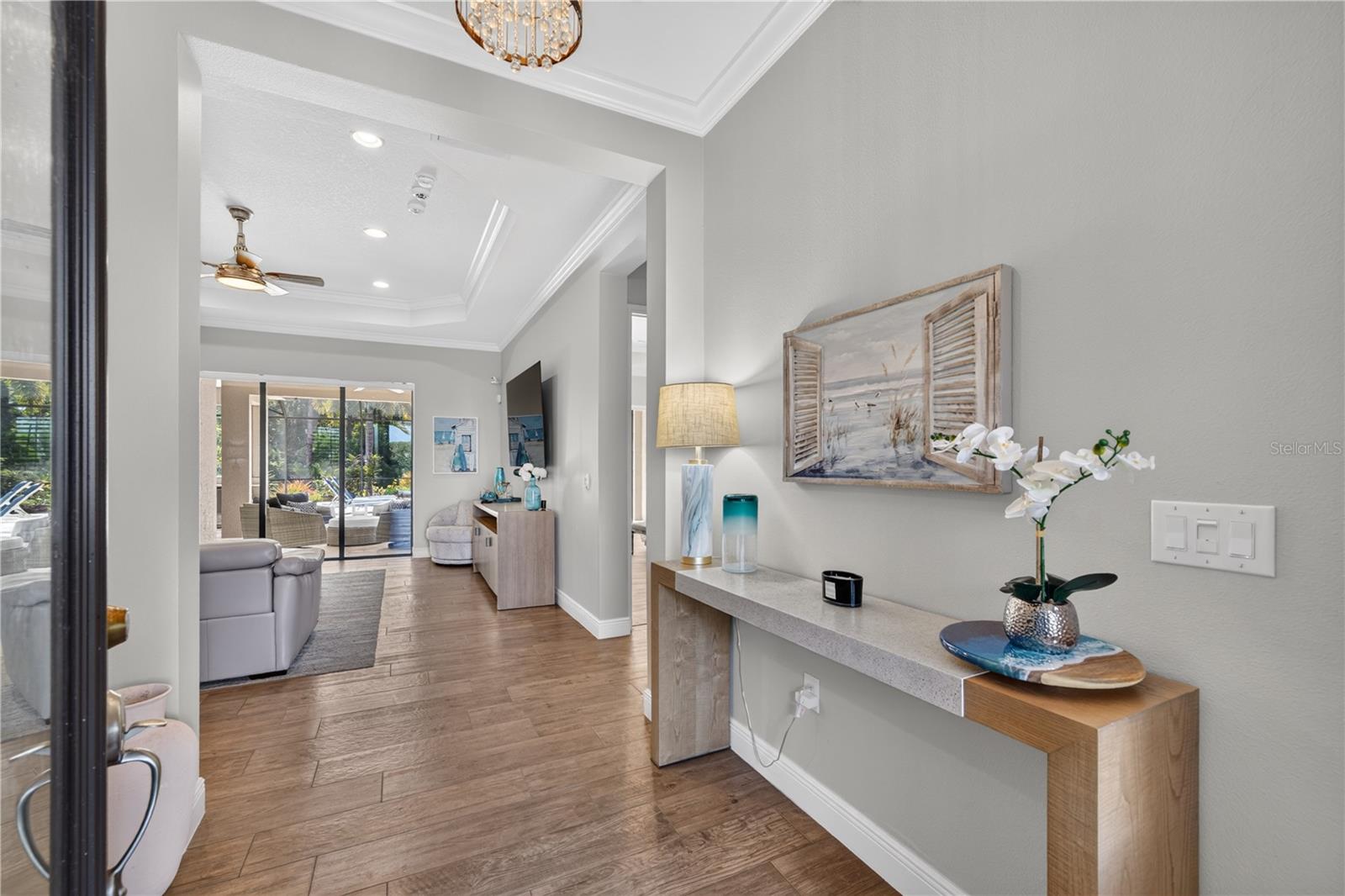 8276 Larkspur Cir, Sarasota, FL 34241 photo