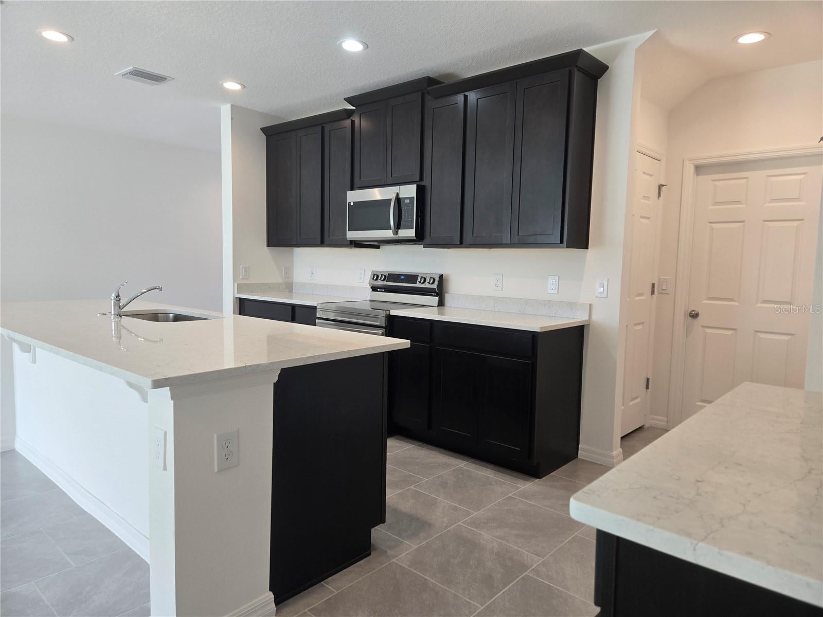 1591 Cloudy Ct, Saint Cloud, FL 34769 photo