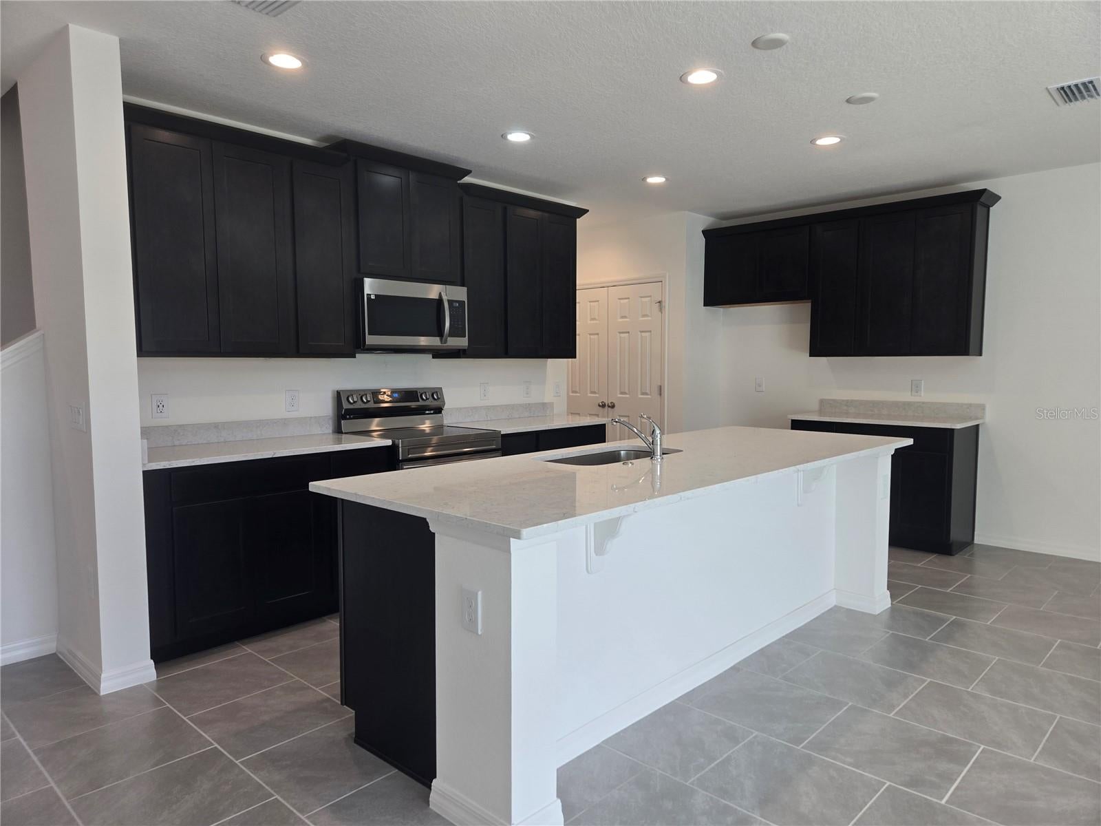 1591 Cloudy Ct, Saint Cloud, FL 34769 photo