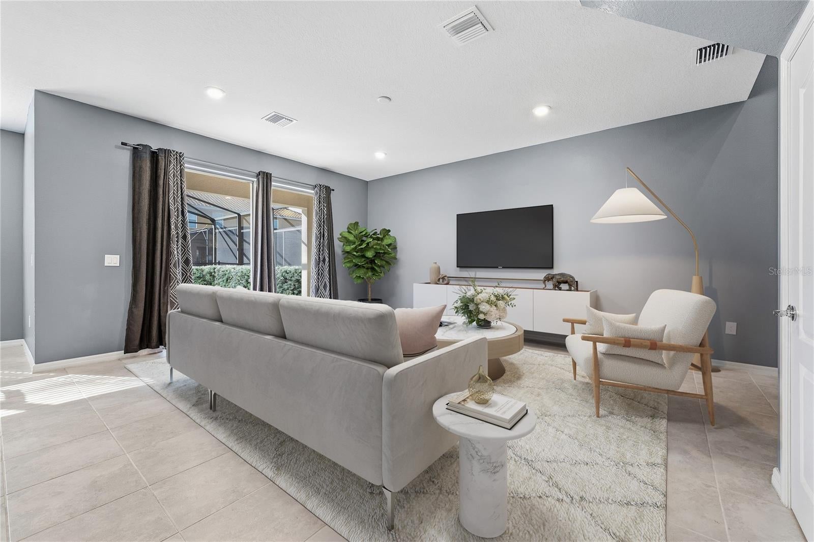 5505 Misty Oak Cir, Davenport, FL 33837 photo